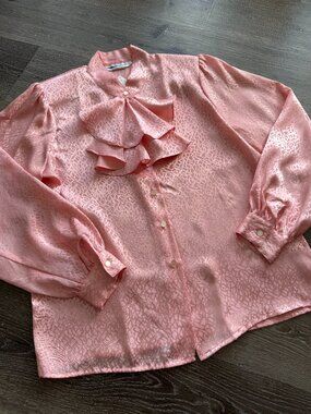 Vtg 80s Impromptu pink satin ruffle neck secretary blouse / sz M